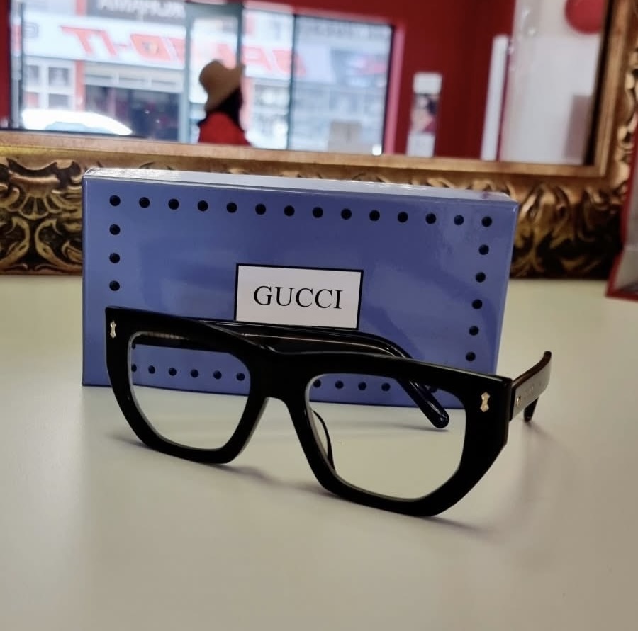GUCCI
